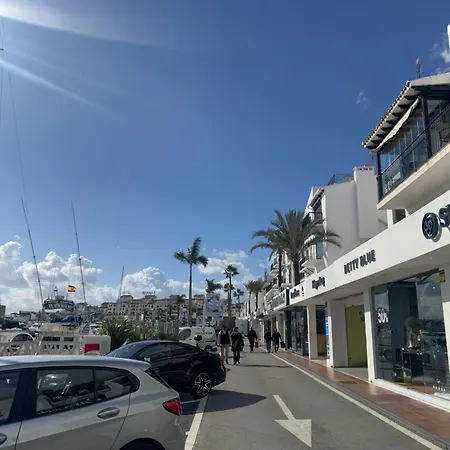 아파트 Dentro De Puerto Banus 마르베야